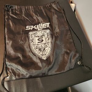Skillet Drawstring Bag By Hit